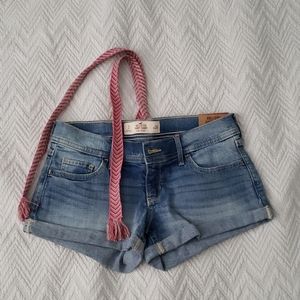 New Hollister shorts